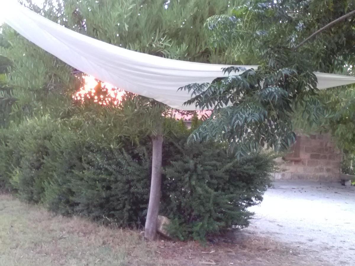 Casetta Vacanza In Campagna Aradeo Exterior photo