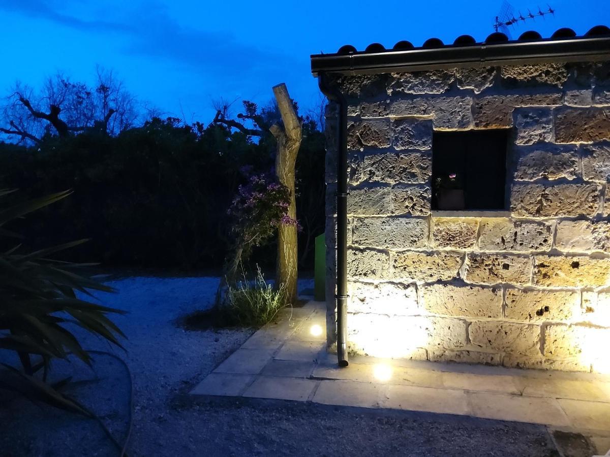 Casetta Vacanza In Campagna Aradeo Exterior photo